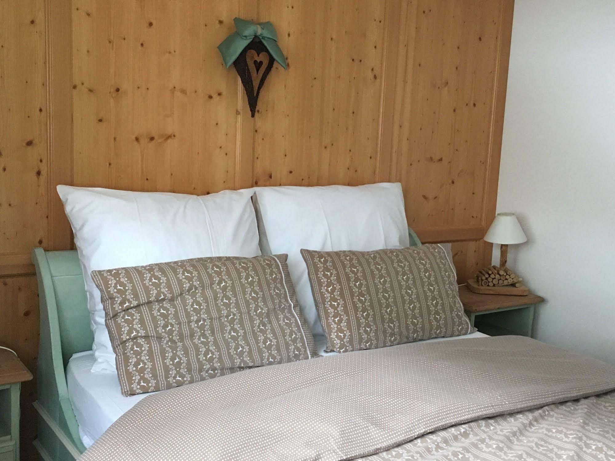 Appartamenti Chalet Orchidea Canazei Εξωτερικό φωτογραφία