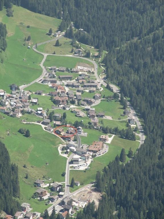 Appartamenti Chalet Orchidea Canazei Εξωτερικό φωτογραφία